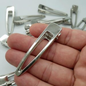 Bico de Pato Presilha Jacaré Pontudo Vazado 6.3cm