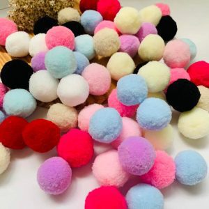 Alternative view of Pompom 30mm cores (3cm)- 50 unidade